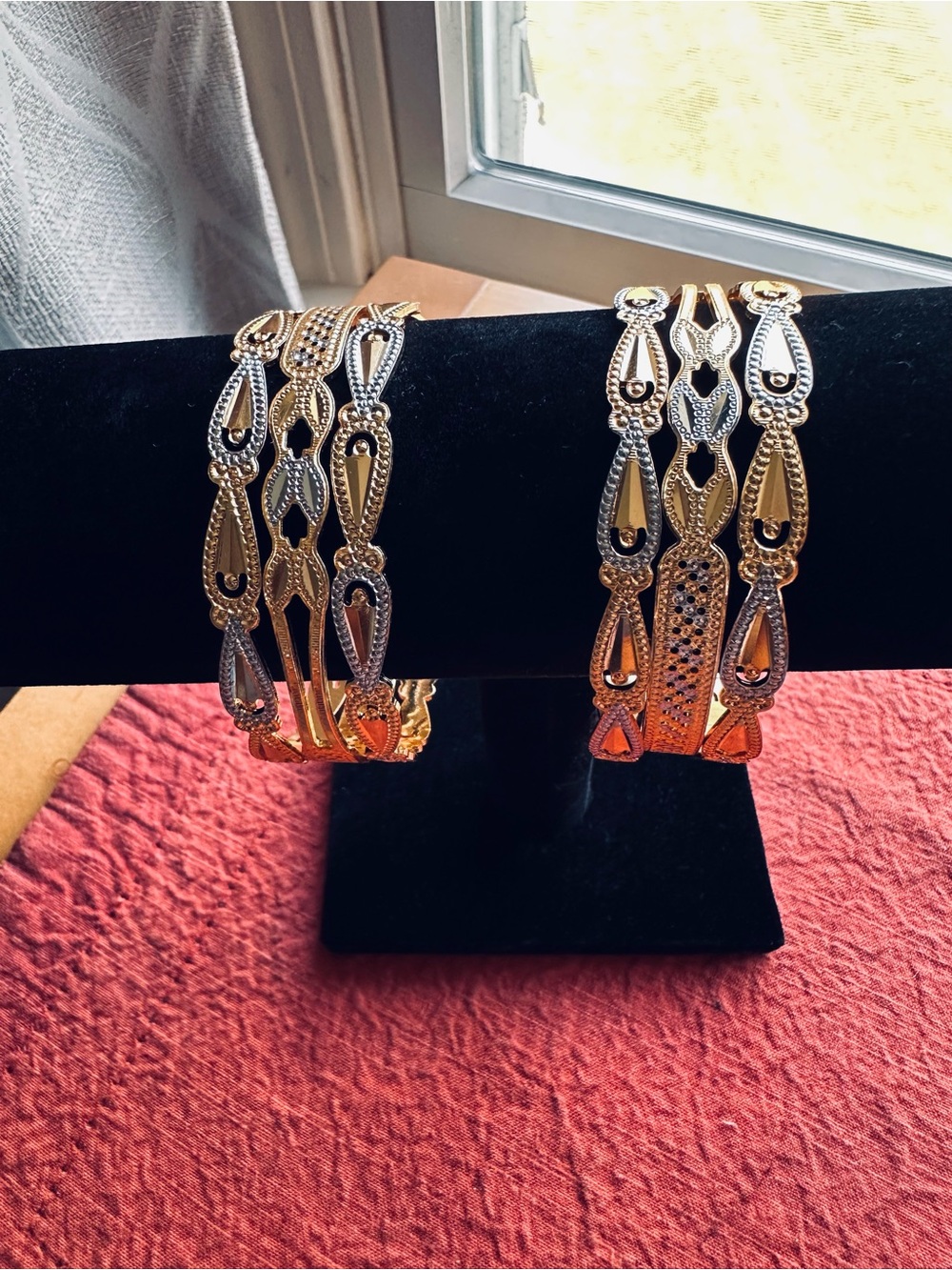 Sale Today ‼️Gold Two-Tone Linked Bangle Bracelets - set of six size 2.6/2.8